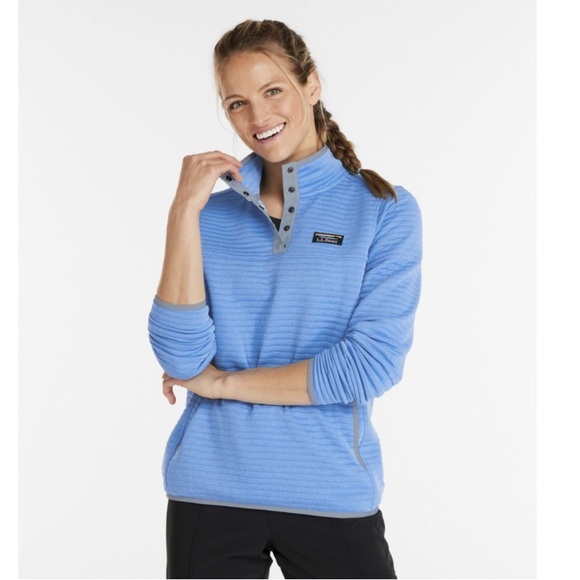 Women's L.L. Bean Airlight Knit Pullover - Picture 4 of 5